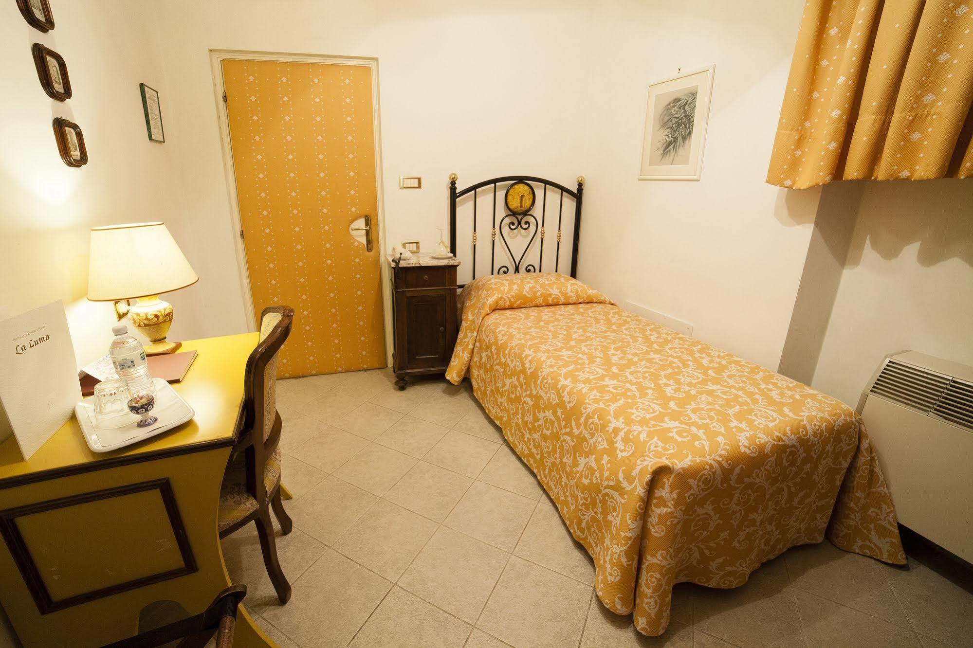 La Luma Hotel Montecosaro  Buitenkant foto